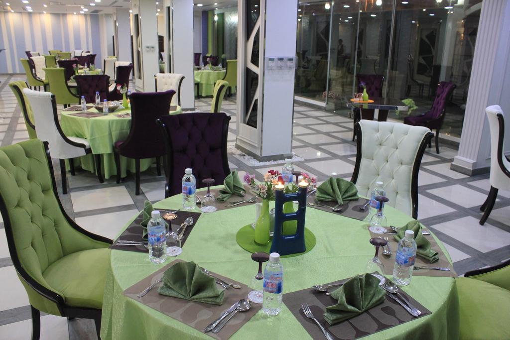 Meral Crown Hotel Riyadh Ngoại thất bức ảnh